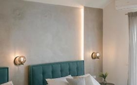 Socrates Apartments